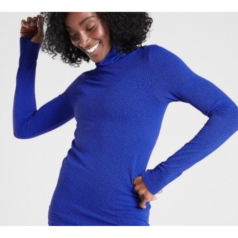 Athleta Flurry Peak Turtleneck Womens L‎ Blue Black Seamless Ski Base Layer